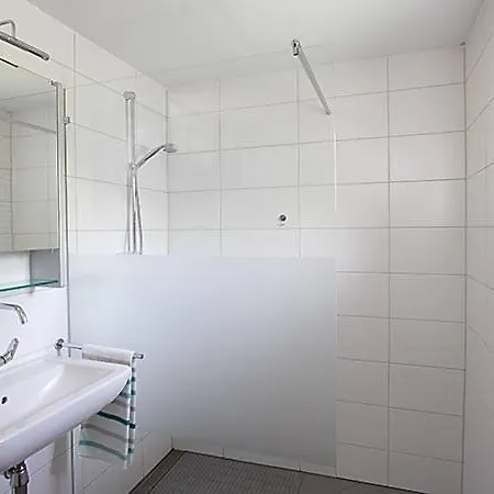 Klinkerwand73 Im Villapark Residentie Texel *