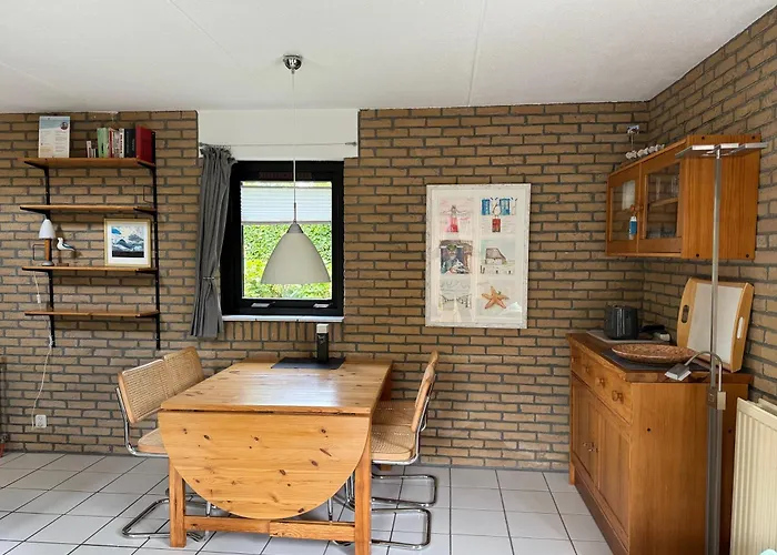 Klinkerwand73 Im Villapark Residentie Texel