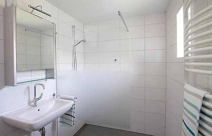 Klinkerwand73 Im Villapark Residentie Texel *