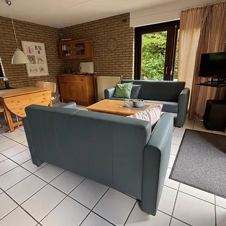 펜션 Klinkerwand73 Im Villapark Residentie Texel